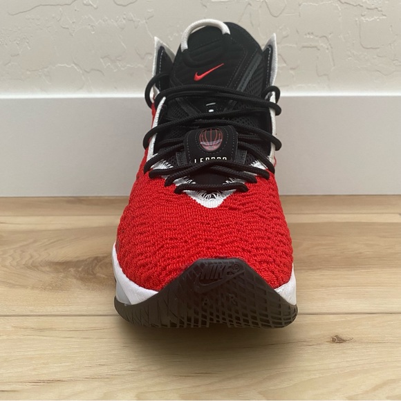 Lebron 17 ‘Uptempo’ - Picture 4 of 10